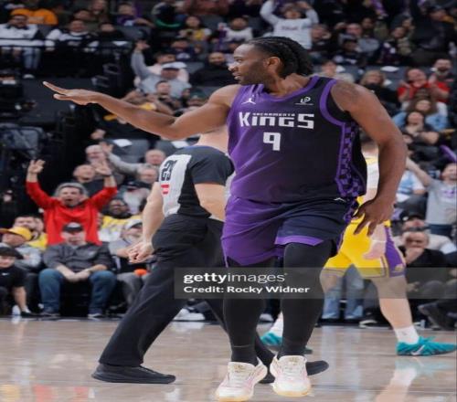 雷迪克,当前联盟球,员三分投射,永利皇宫app,永利皇宫app官方,永利皇宫app官网,永利皇宫app入口,永利皇宫app登录