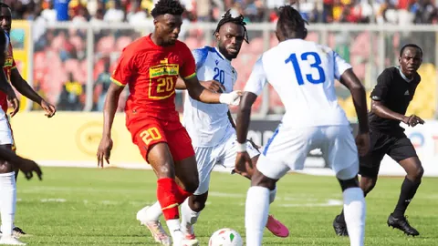 曼城揭秘：高效财务策略与球员忠诚之道